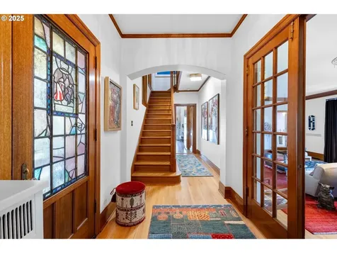 2844 SW Hillsboro Street Portland OR 97239