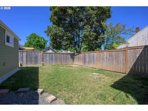 2063 Onyx Street Eugene OR 97403