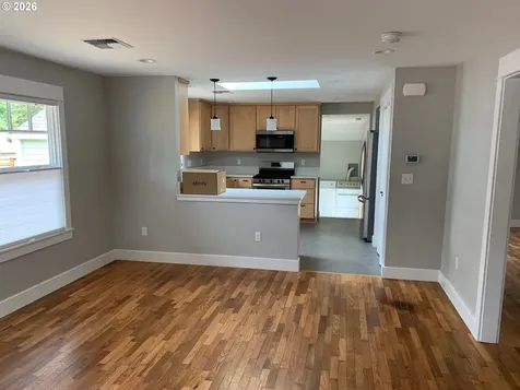 2063 Onyx Street Eugene OR 97403