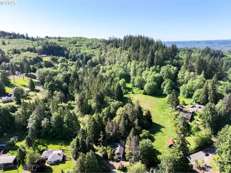 902 Coal Creek Road Longview WA 98632