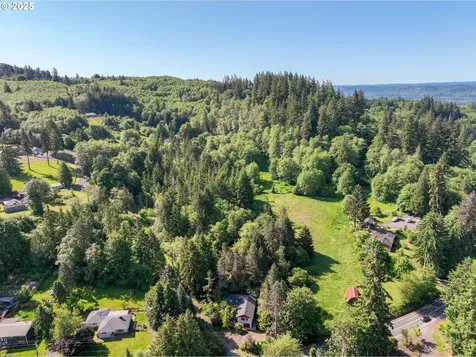 902 Coal Creek Road Longview WA 98632