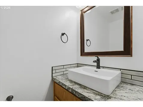 6406 NE 106th Circle Vancouver WA 98686