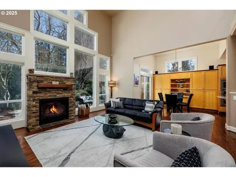 204 NW 93rd Place Portland OR 97229