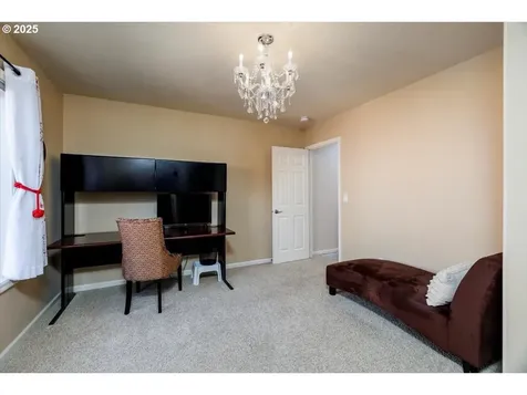 204 NW 93rd Place Portland OR 97229
