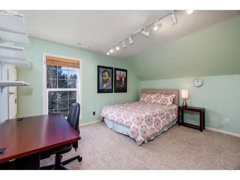 204 NW 93rd Place Portland OR 97229