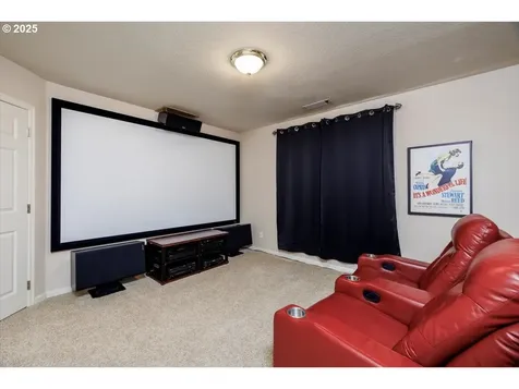 204 NW 93rd Place Portland OR 97229