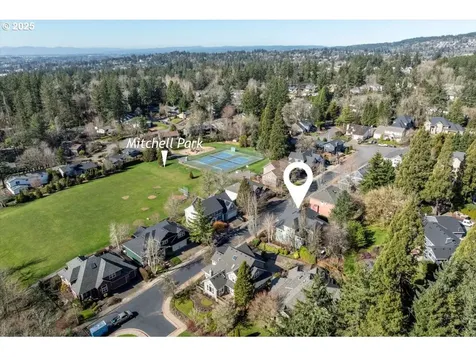 204 NW 93rd Place Portland OR 97229