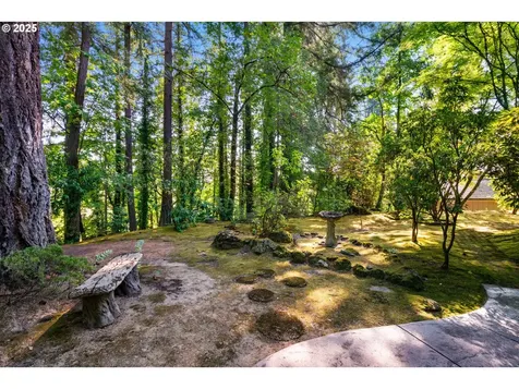 2820 SW Garden View Place Portland OR 97225
