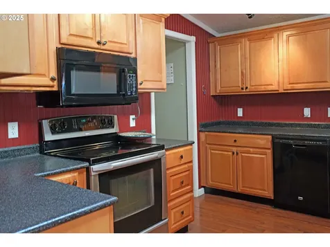 8300 NE Quatama Street Hillsboro OR 97006