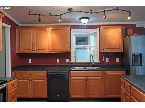 8300 NE Quatama Street Hillsboro OR 97006
