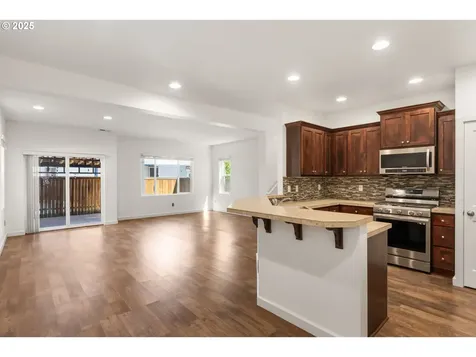 4077 SE Lone Oak Street Hillsboro OR 97123