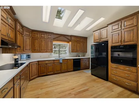 2323 W 28th Avenue Eugene OR 97405