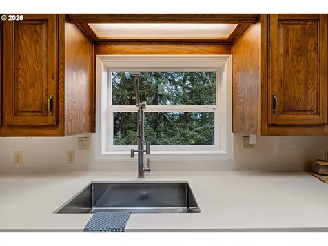 2323 W 28th Avenue Eugene OR 97405