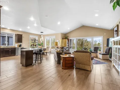 3102 Winkel Way West Linn OR 97068