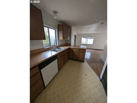 10539 NW 3rd Street Portland OR 97231