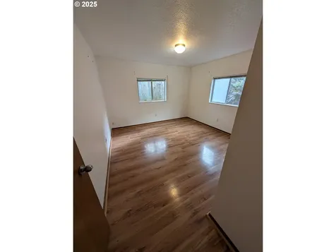 10539 NW 3rd Street Portland OR 97231