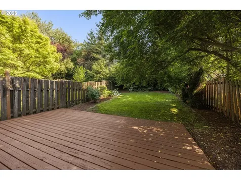2854 SW Multnomah Boulevard Portland OR 97219