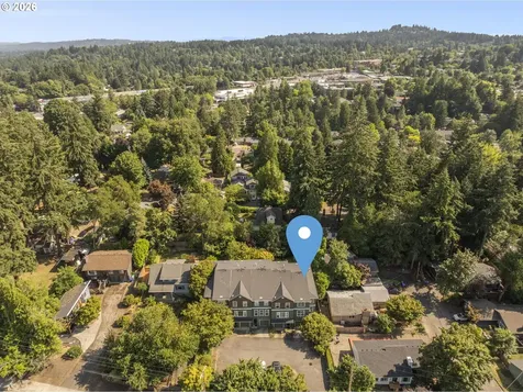 2854 SW Multnomah Boulevard Portland OR 97219