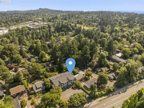 2854 SW Multnomah Boulevard Portland OR 97219