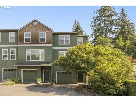 2854 SW Multnomah Boulevard Portland OR 97219
