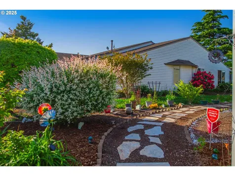 14873 NE Tillamook Street Portland OR 97230