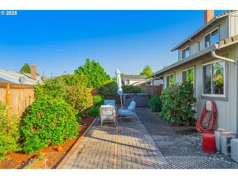 14873 NE Tillamook Street Portland OR 97230