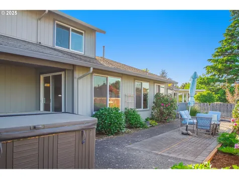 14873 NE Tillamook Street Portland OR 97230