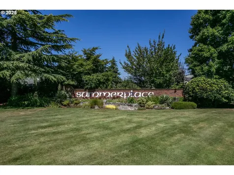 14873 NE Tillamook Street Portland OR 97230