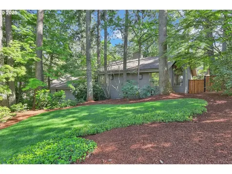 2677 Garfield Street Eugene OR 97405