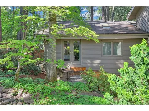 2677 Garfield Street Eugene OR 97405