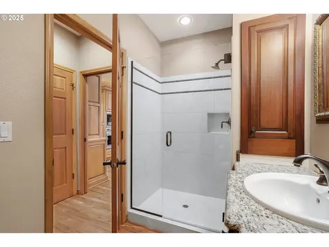 16370 SW Rhus Court Portland OR 97224