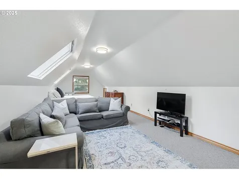 16370 SW Rhus Court Portland OR 97224
