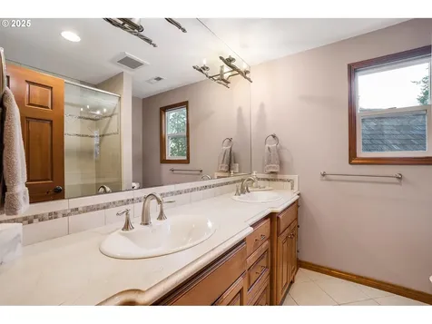 16370 SW Rhus Court Portland OR 97224