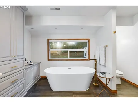 16370 SW Rhus Court Portland OR 97224