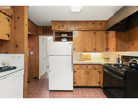 2409 NE 32nd Avenue Portland OR 97212