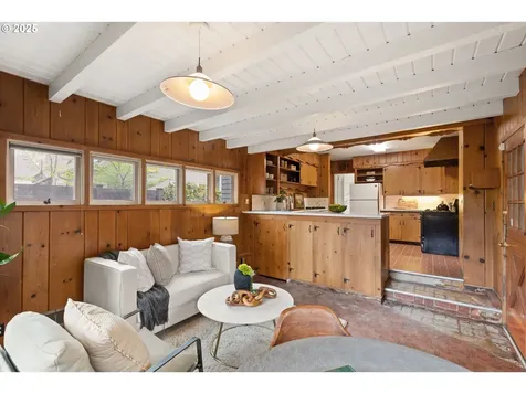 2409 NE 32nd Avenue Portland OR 97212