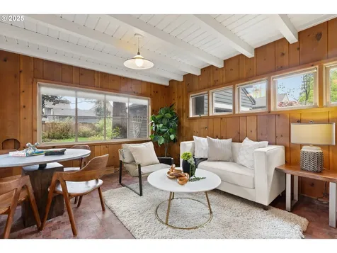 2409 NE 32nd Avenue Portland OR 97212