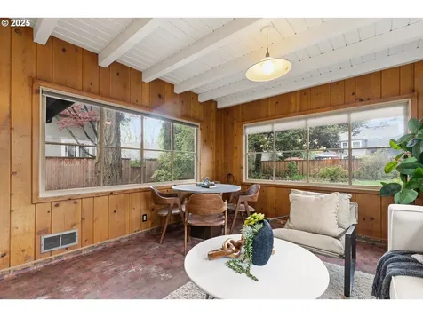 2409 NE 32nd Avenue Portland OR 97212
