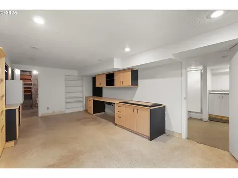 2409 NE 32nd Avenue Portland OR 97212
