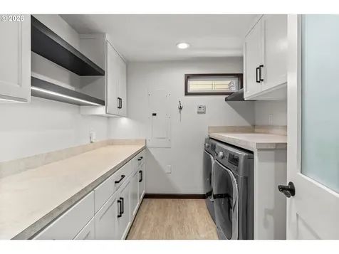 2540 Snelling Drive Eugene OR 97408