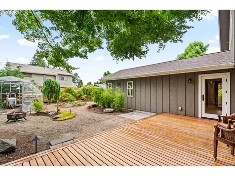 2540 Snelling Drive Eugene OR 97408