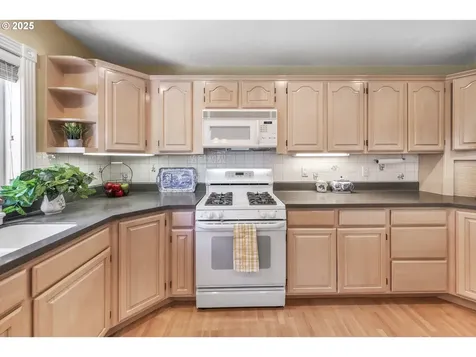 2708 NW Sunset Court Camas WA 98607