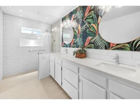 2708 NW Sunset Court Camas WA 98607
