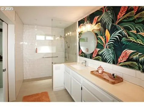2708 NW Sunset Court Camas WA 98607