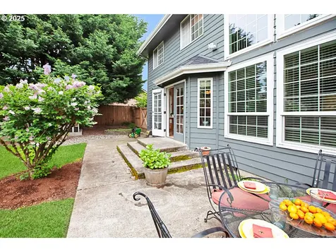 2708 NW Sunset Court Camas WA 98607