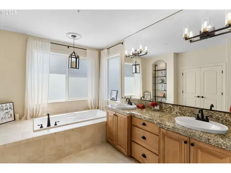 11830 SW Grenoble Street Wilsonville OR 97070