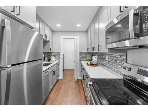 12875 SW Dale Circle Beaverton OR 97008