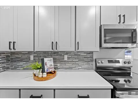 12875 SW Dale Circle Beaverton OR 97008