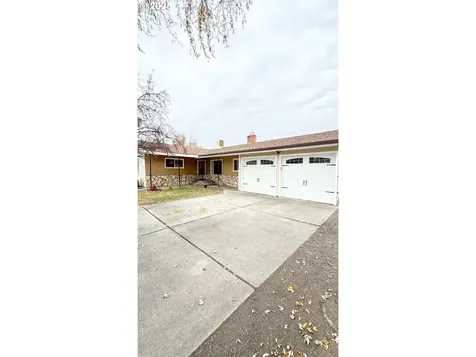 2050 Birch Street Baker City OR 97814