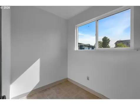481 S Pine Street Canby OR 97013